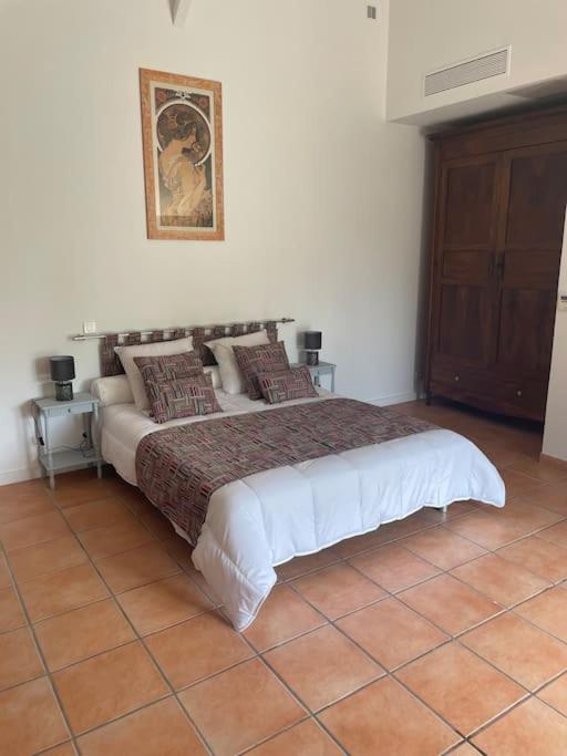 Villa Grange rénovée du XVIIIème siècle à L'Hospitalet  Extérieur photo